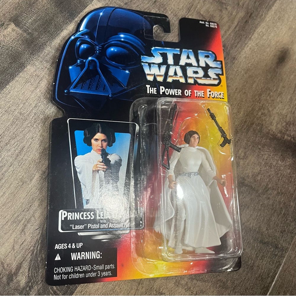 1995 Kenner Star Wars POTF Red Card Princess Leia Organa 3.75" Figure Sealed